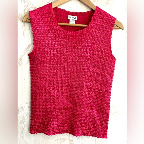 Nicola Bright Pink Crinkle Stretch Sleeveless Tank Large - Picture 5 of 6